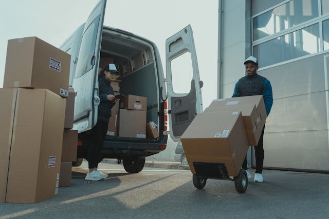 Ciri-Ciri Jasa Cargo Pengiriman Barang Terpercaya, Kenali Sebelum Mengirim Paket